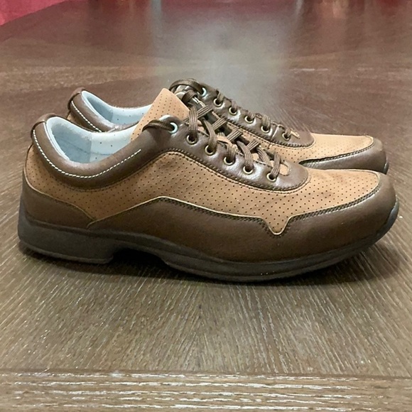 Brown Leather Perforated Sneakers Casual Comfort Shoes‎ Walking - Picture 2 of 11